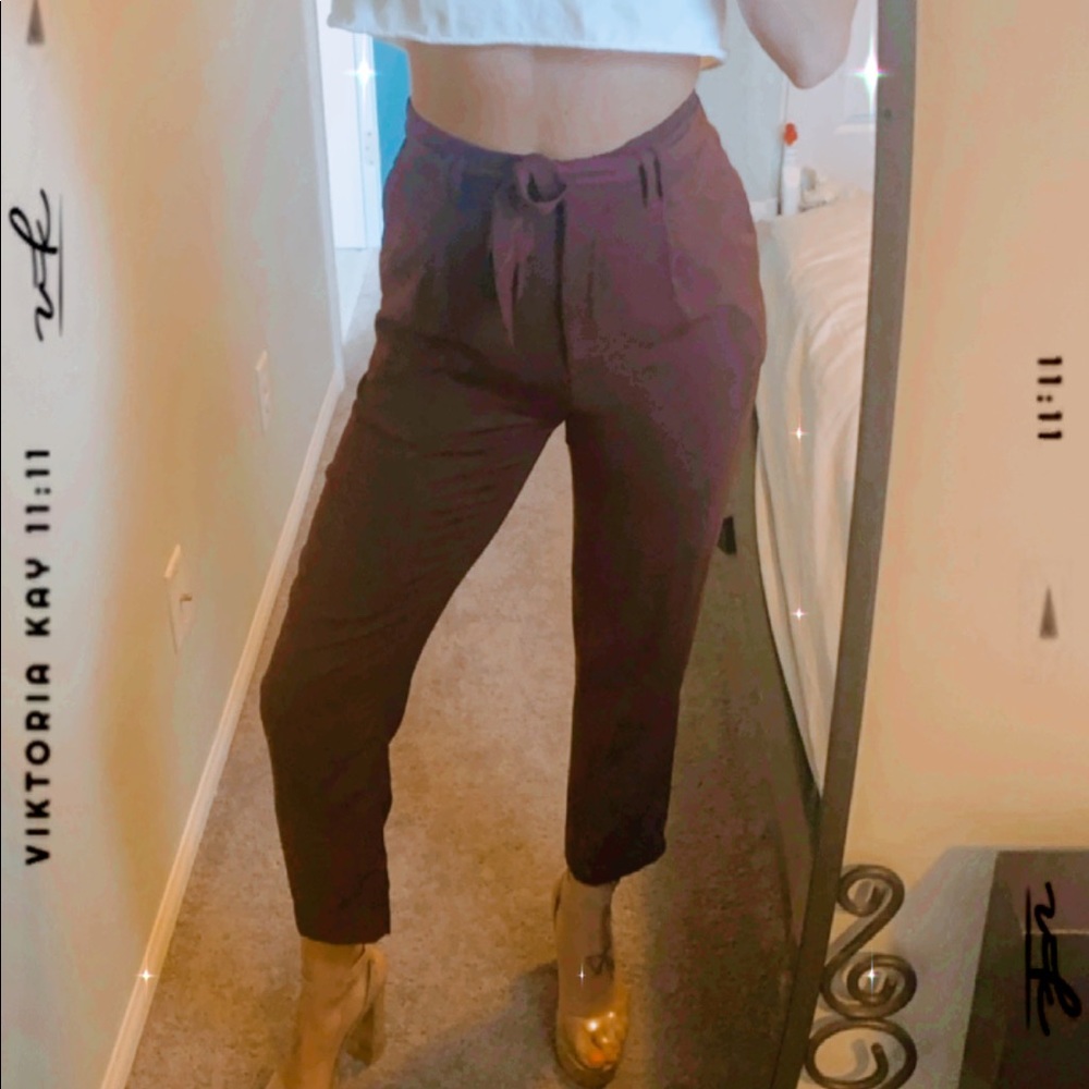 Ankle length maroon trousers !